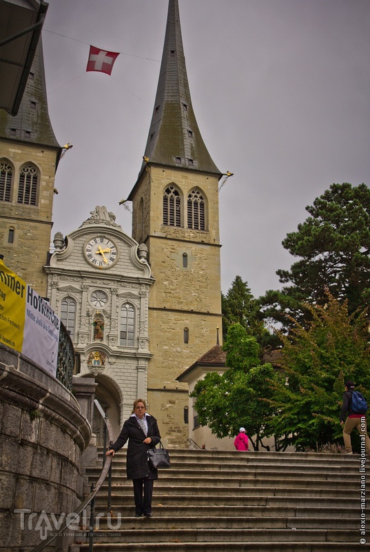 Церковь Хофкирхе в Люцерне, Швейцария / Фото из Швейцарии