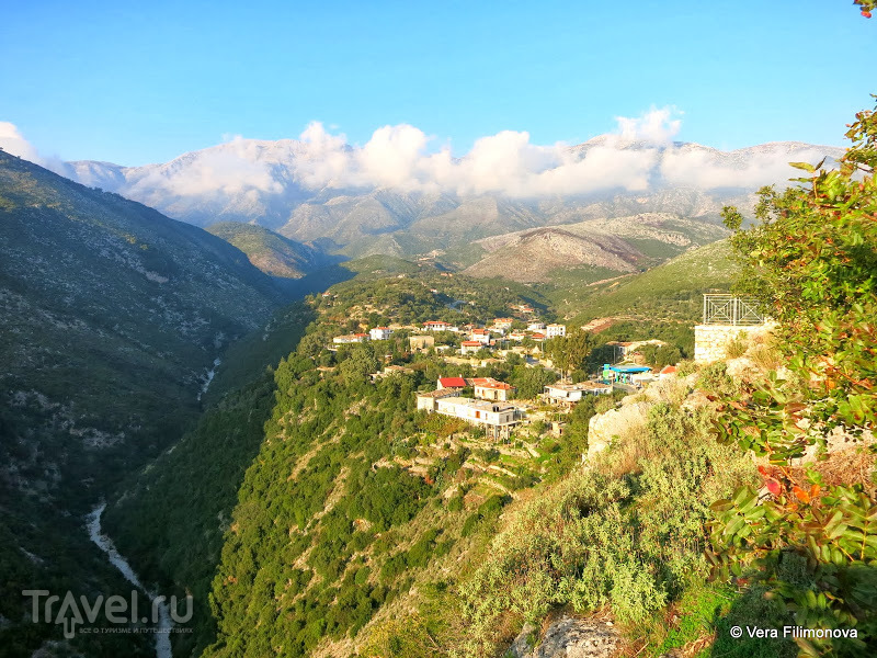 Октябрьское путешествие в Саранду вдоль побережья / Албания