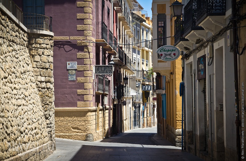Аликанте - город с личной Санта-Барбарой / Фото из Испании