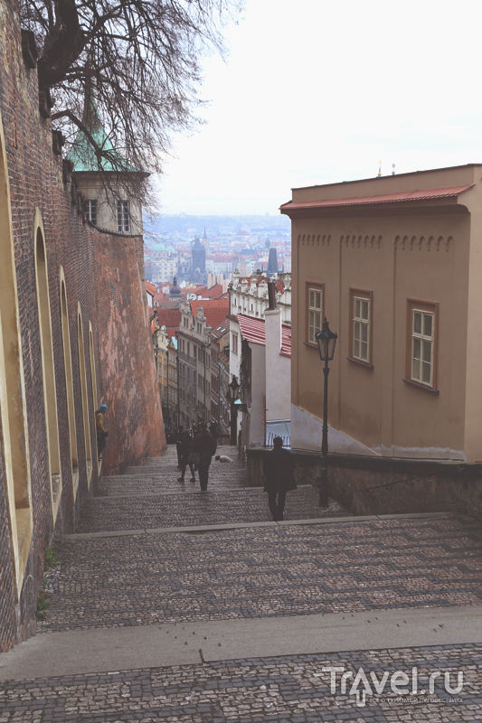 Лестница, ведущая в Градчаны в Праге, Чехия / Чехия