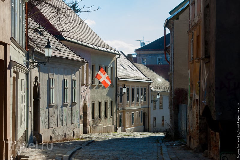 На улице Kapitulská в Братиславе, Словакия / Фото из Словакии