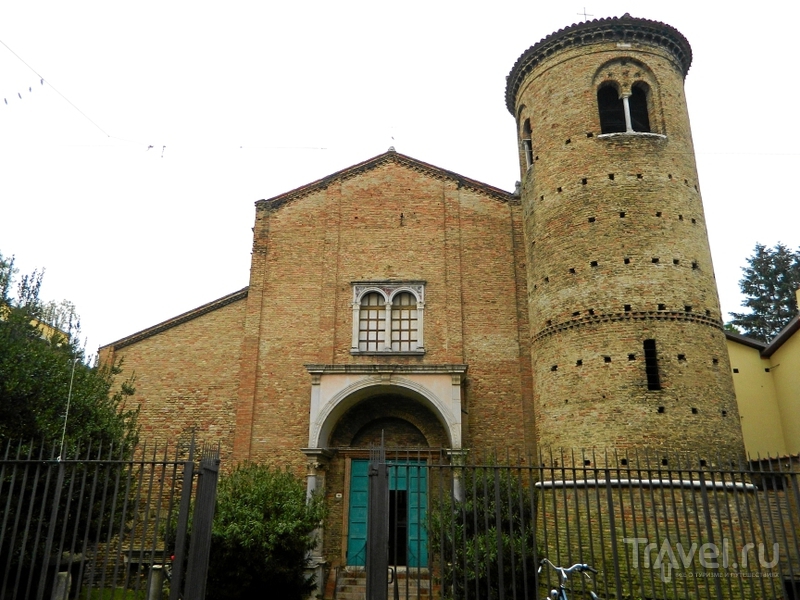 Basilica Sant'Agata Maggiore в Равенне, Италия / Фото из Италии