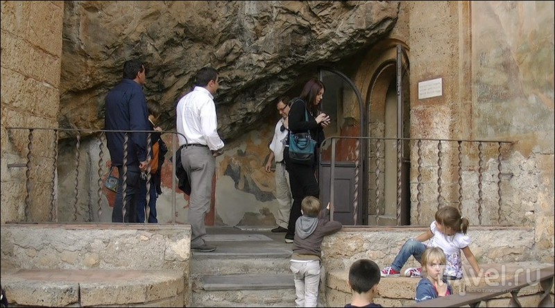 Пещерный монастырь в Субьяко. Италия / Фото из Италии