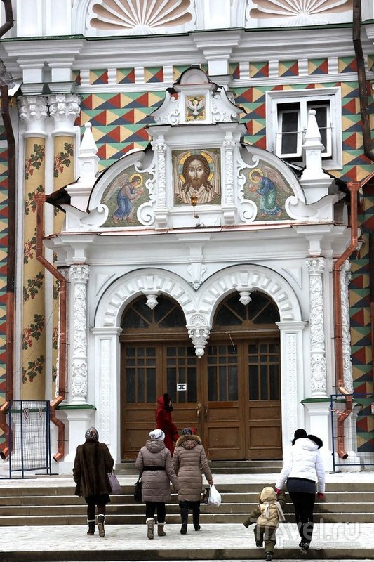 Троице-Сергиева Лавра, или Самый туристический монастырь / Фото из России