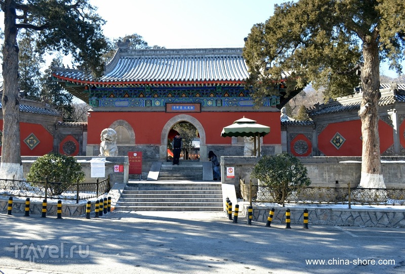Храм Дацзюэ Сы / Китай