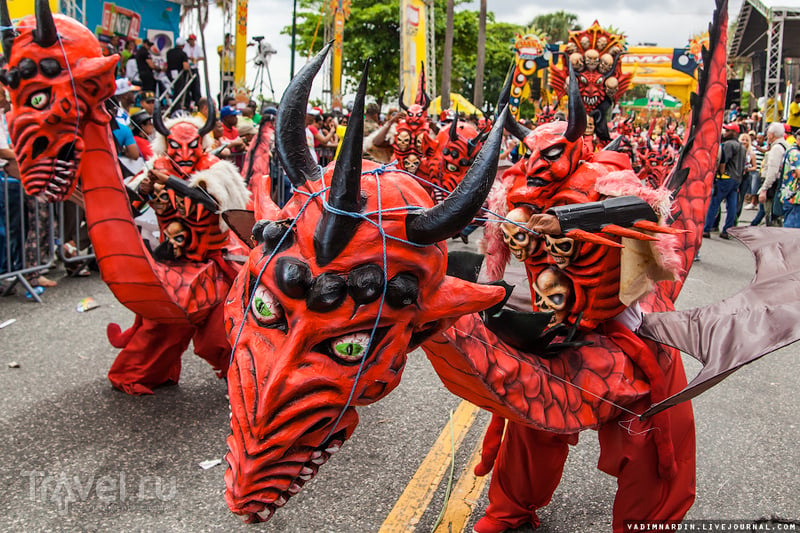 Карнавал в Доминикане в Санто-Доминго / Фото из Доминиканской Республики