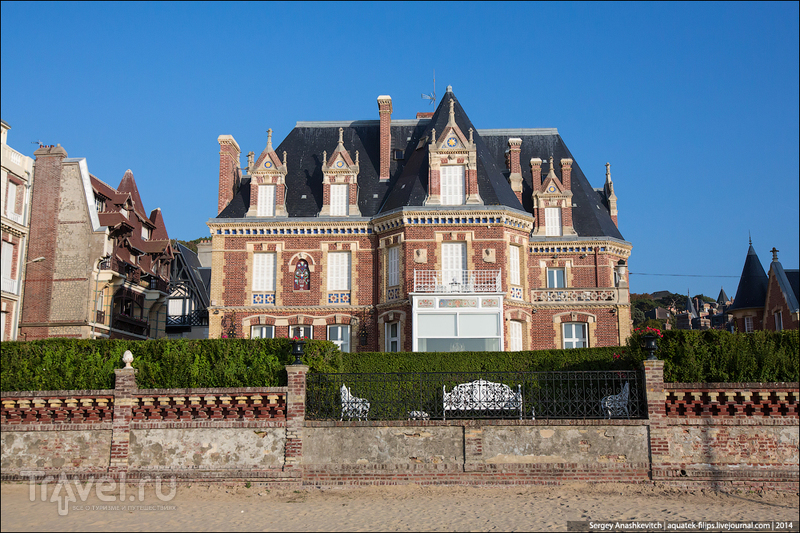 Курорт для любовниц богатых буржуа. Трувиль, Франция / Фото из Франции