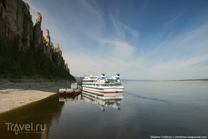 Золото на голубом. Ленские столбы. Якутия / Фото из России