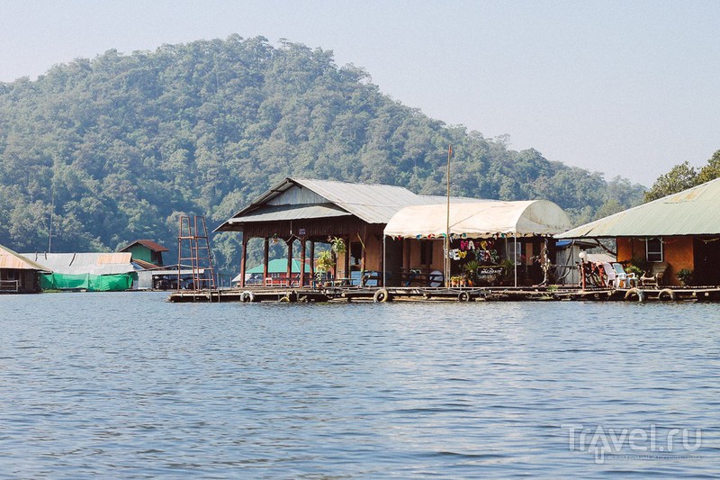 Chiangmai, Thailand. Mae Ngat Somboon Chon lake /   