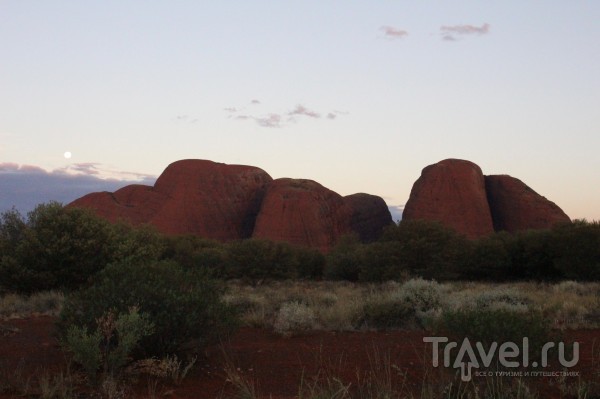Пустыня, горы Uluru и Kata Tjuta / Австралия