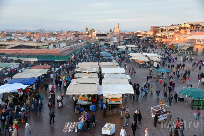 Чарующая атмосфера сказочной площади Джемма-эль-Фна / Фото из Марокко