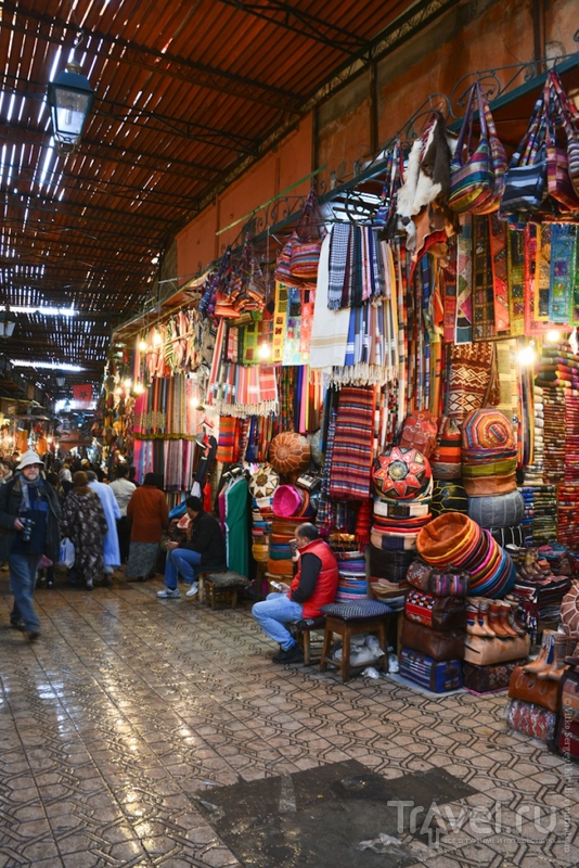 Чем торгуют на базарах Марракеша? / Марокко