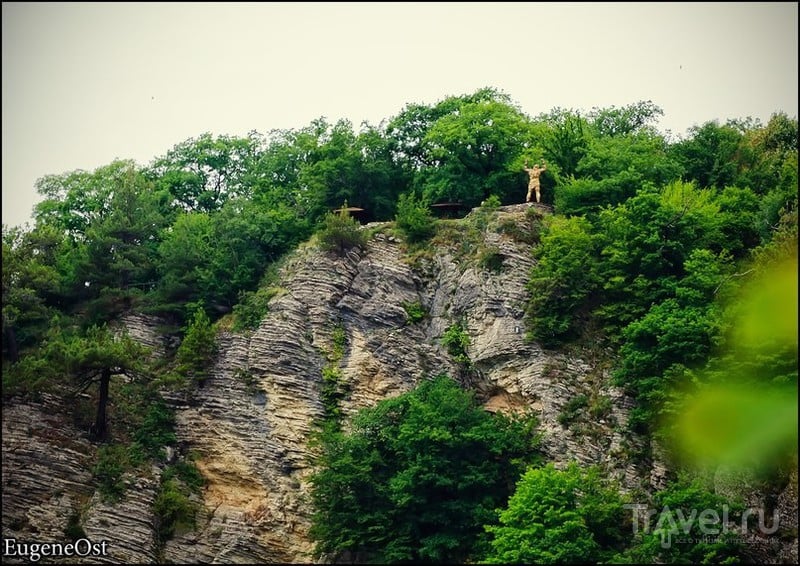 Горный Сочи. Агурское ущелье. Взгляд с Орлиных скал. Сталинская дача "Зелёная роща" / Фото из России