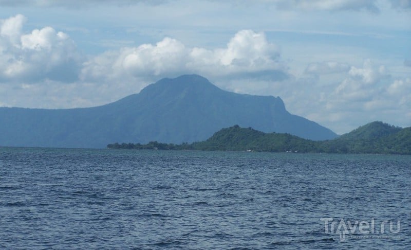 Филиппины. Самый маленький действующий вулкан в мире / Филиппины