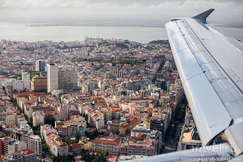 Португалия и Лиссабон с самолета и закат на мысе Рока / Фото из Португалии