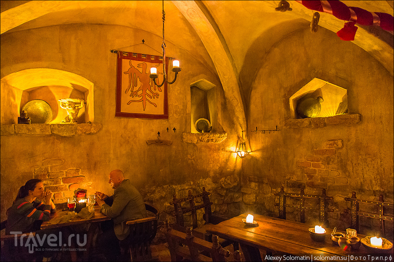 Старая Рига. Ресторан 13 века "Rozengrals" / Латвия
