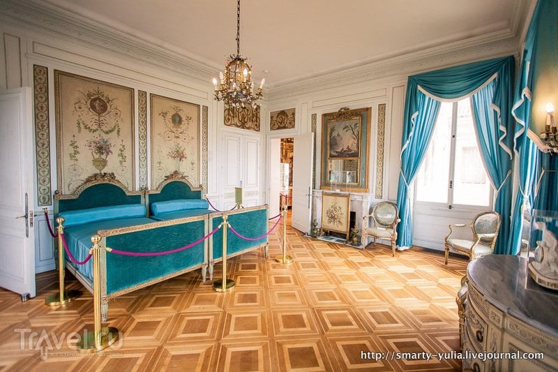  :  -- (Villa Ephrussi de Rothschild) /   