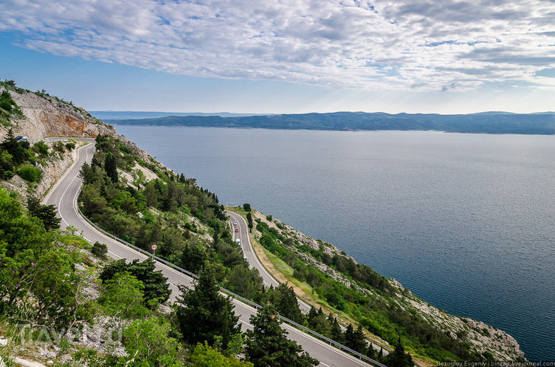 Карстовые озера около города Имотски / Хорватия