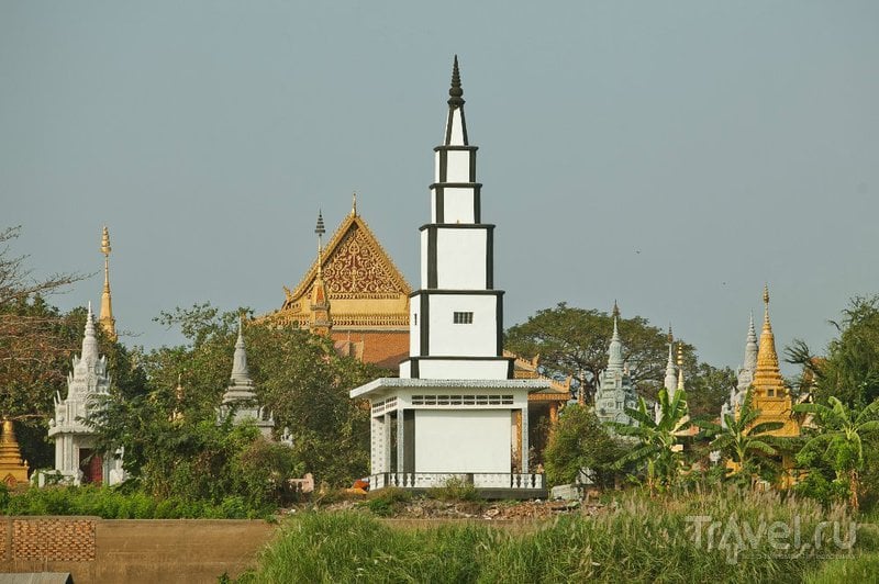 Водное путешествие на "ракете" из Пномпеня до Сиемриепап / Фото из Камбоджи