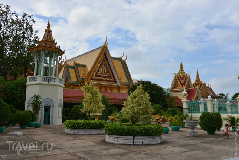 Камбоджа: Королевский дворец в Пномпене / Фото из Камбоджи