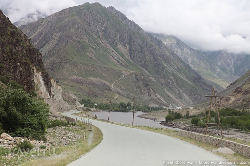 Душанбе, дорога на Памир / Таджикистан