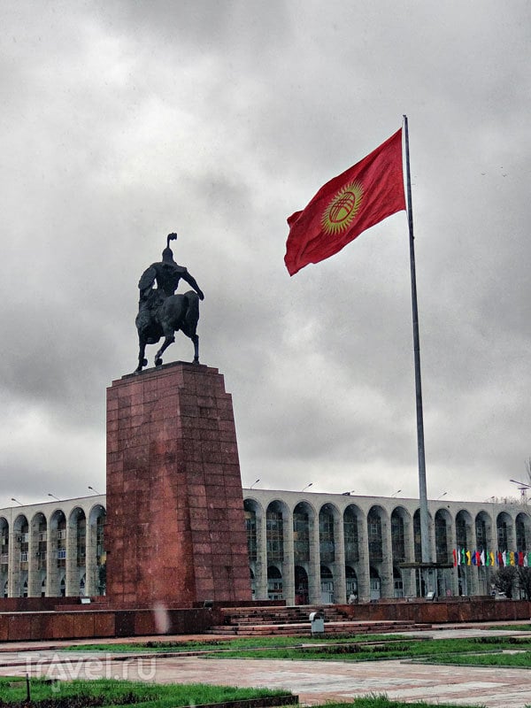Прогулка по Бишкеку. От Площади победы / Киргизия