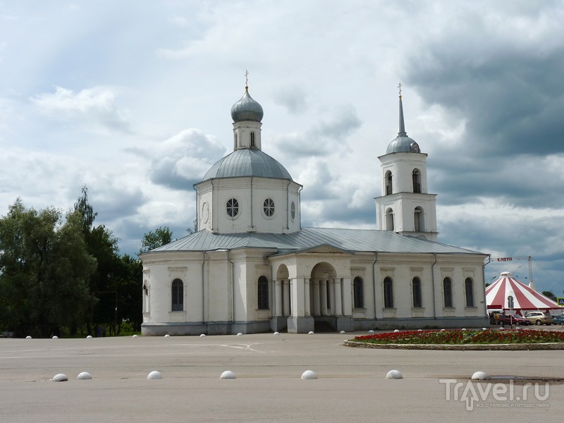 Небольшая прогулка по городу Острову (Псковская область) / Россия