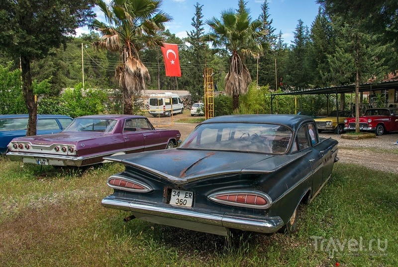 Салон-музей старинных авто в турецкой глубинке / Фото из Турции