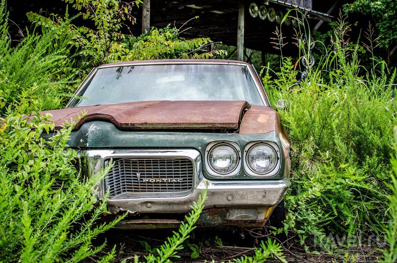 Кладбище старых автомобилей Old Car City / США