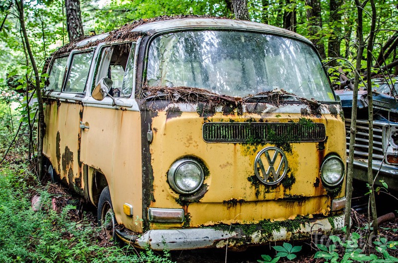 Кладбище старых автомобилей Old Car City / США