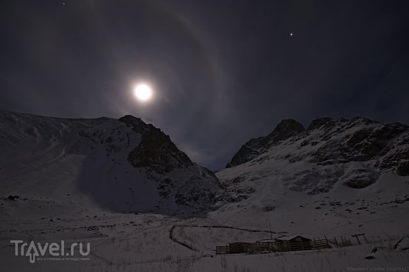 Зимой в горах Карачаево-Черкесии / Фото из России