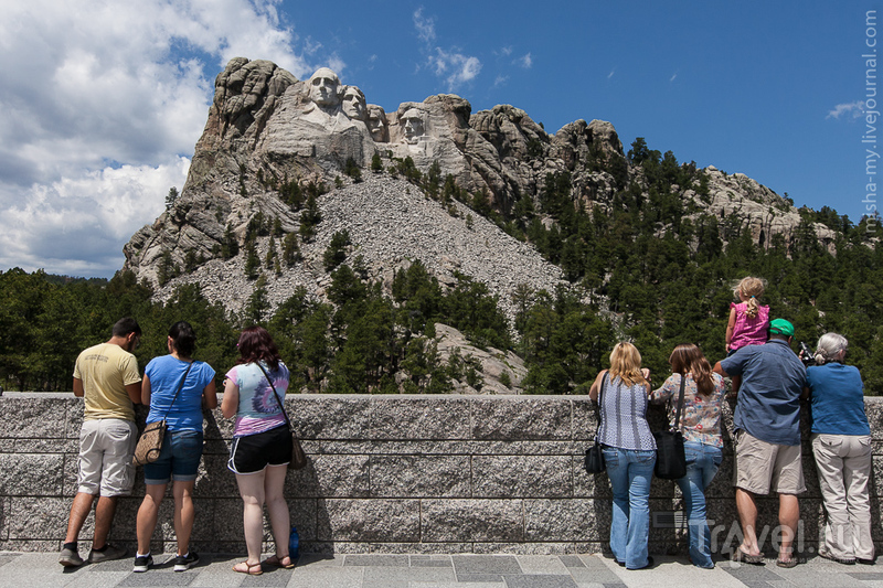 США. Гора Rushmore, Башня Дьявола и мемориал Crazy Horse / Фото из США