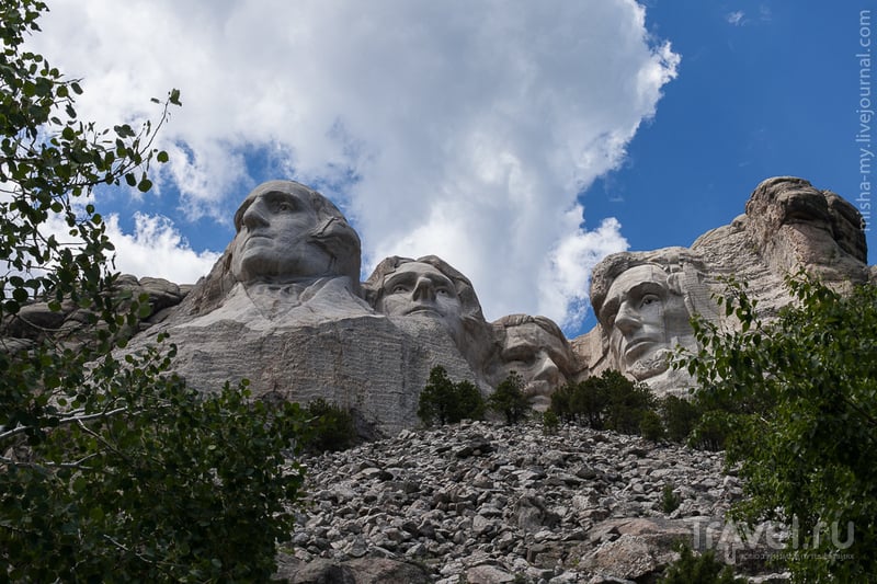 .  Rushmore,     Crazy Horse /   