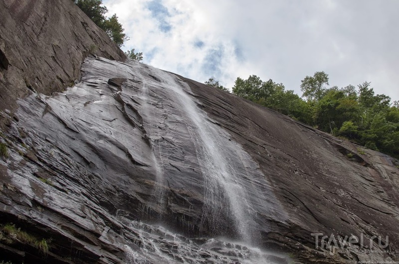 Водопад Hickory Nut Falls / США