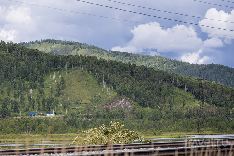Байкал и Шаманский мыс / Фото из России