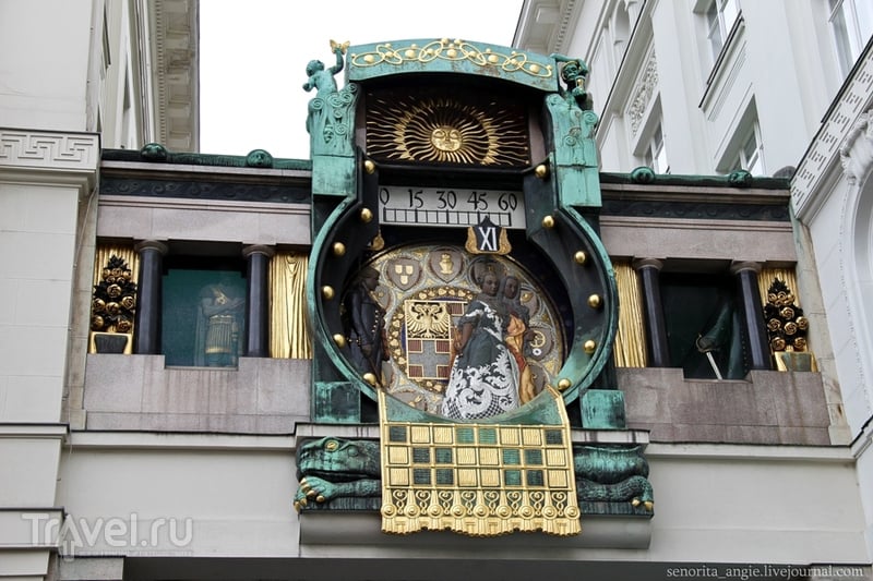 Анкерные часы и Старая городская ратуша Вены / Австрия