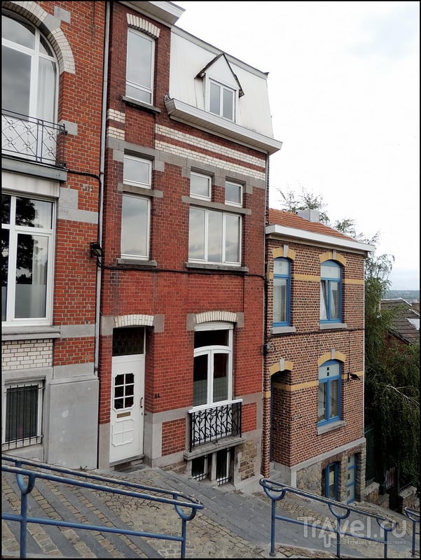 Улица-лестница в Льеже / Бельгия