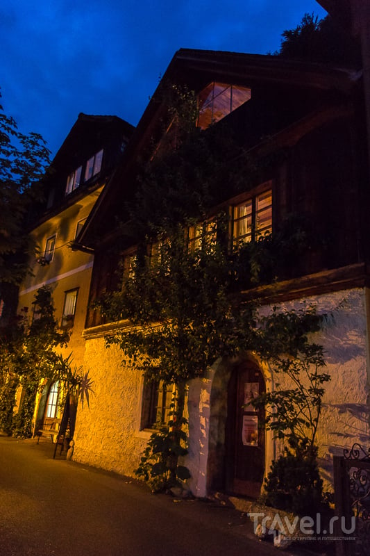  (Hallstatt),  /   