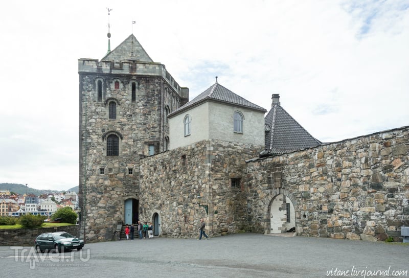 Башня Розенкранца и замок Хоконс Холл / Норвегия