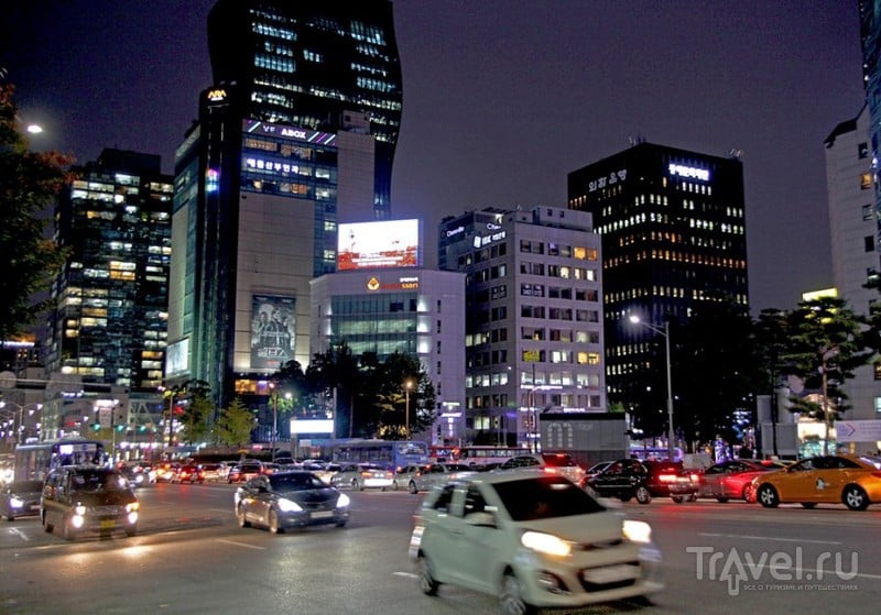 Сеул. Район Gangnam вечером
