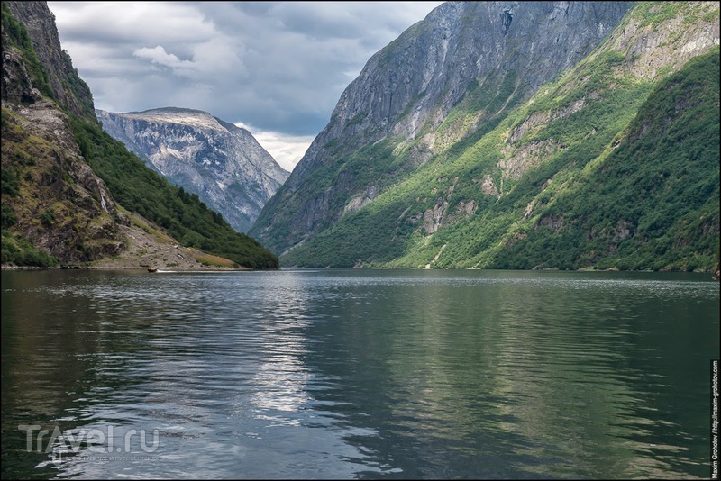 Around the Norge. Sognefjord /   