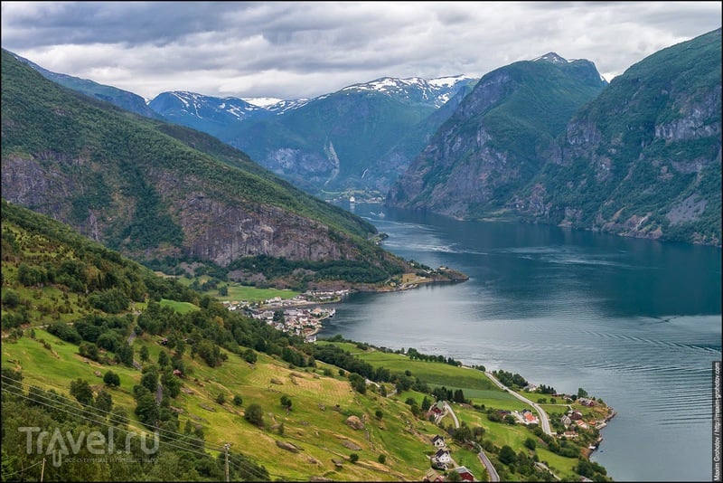 Around the Norge. Sognefjord /   