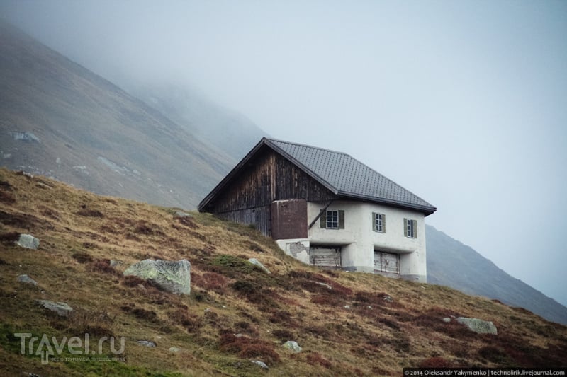 Странный поселок на горном перевале / Швейцария