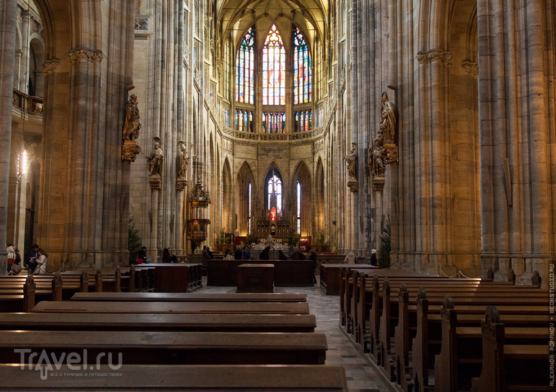 Готические соборы: Собор святого Вита в Праге и Собор святого Штефана в Вене / Чехия