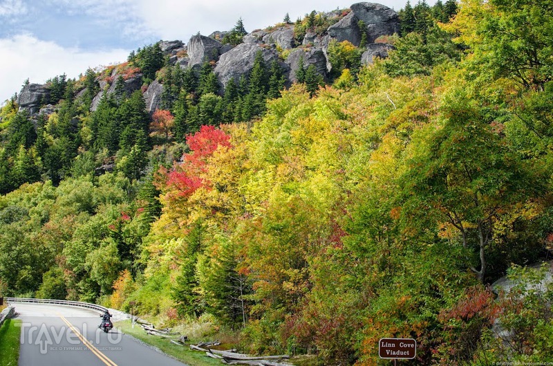 Осень в Северной Каролине. Автомагистраль Блю Ридж (Blue Ridge Parkway) / Фото из США