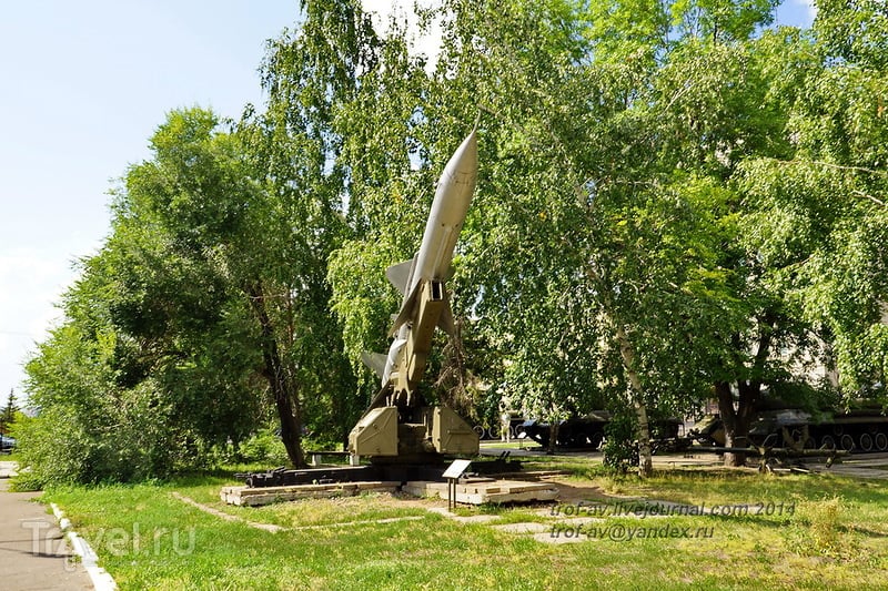 Музей воинской славы омичей, экспозиция военной техники / Фото из России