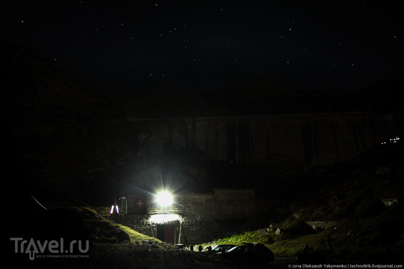 Ночь на перевале Сен-Готтард / Фото из Швейцарии