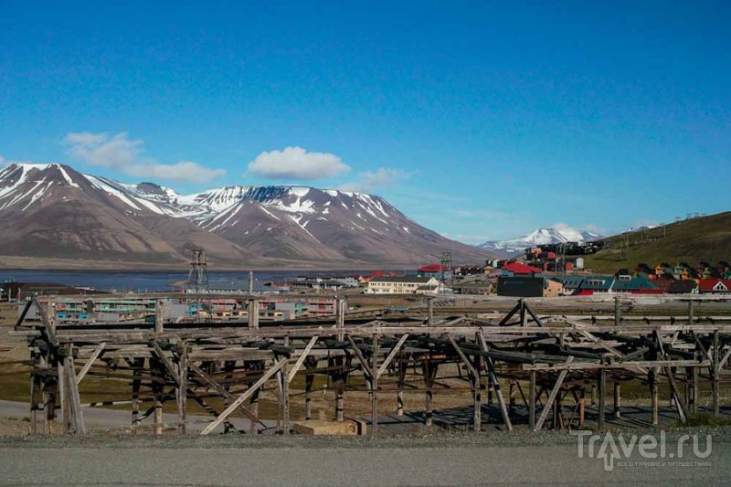   . ,   Svalbard. Longyearbyen /   