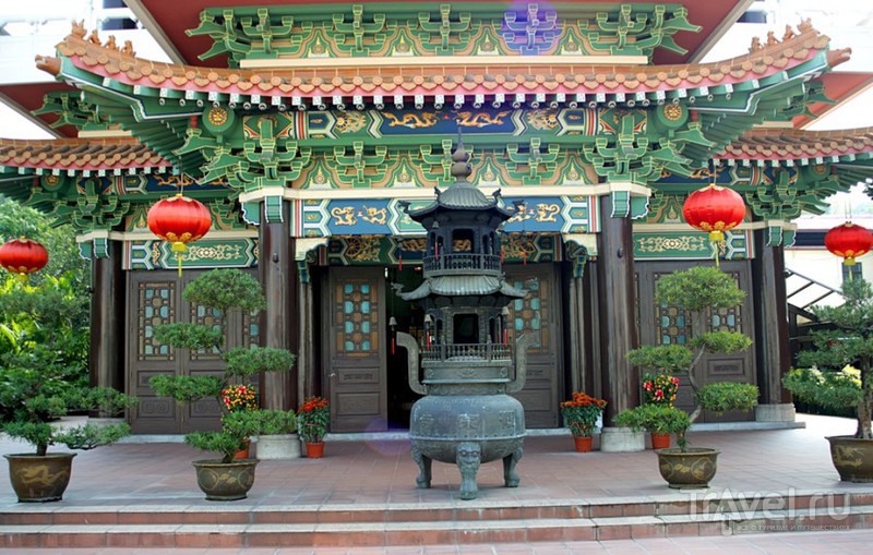 Маленький буддистский храм Kun Chung или как создать гармонию из ничего / Гонконг - Сянган (КНР)