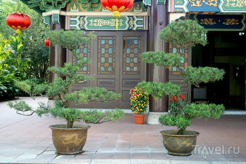 Маленький буддистский храм Kun Chung или как создать гармонию из ничего / Гонконг - Сянган (КНР)